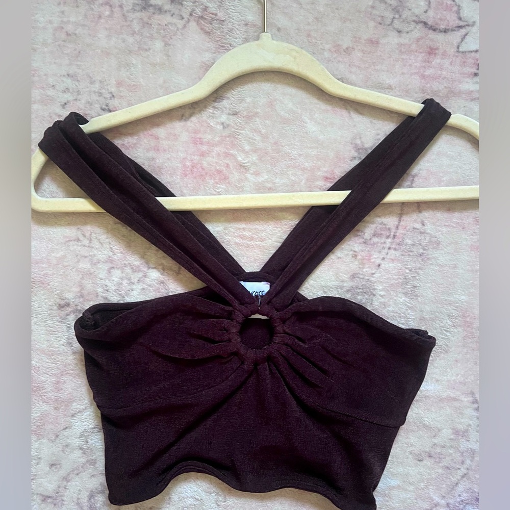Trendy crop top